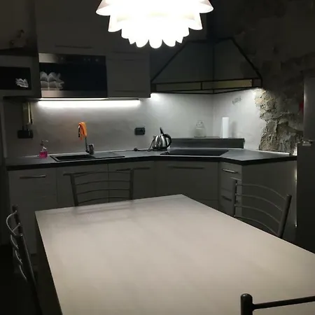 Casa Del Pozzo Di San Bernardino Apartment